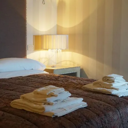 Dante's By Apulia Gæstehus 3*